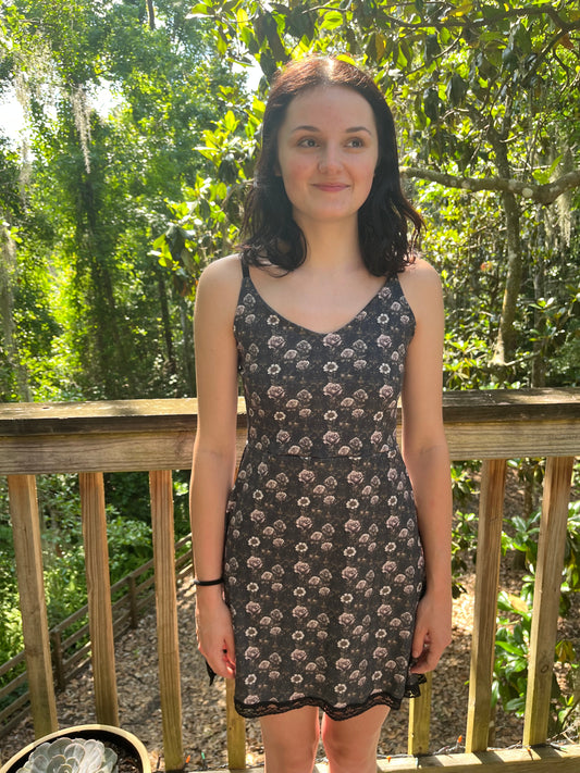Rose Wall Nightgown